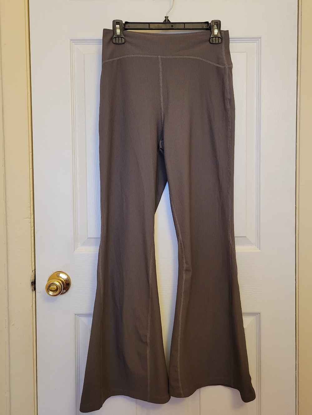 Old Navy PowerSoft Ribbed Flare Leggings Extra High Waisted Brown M